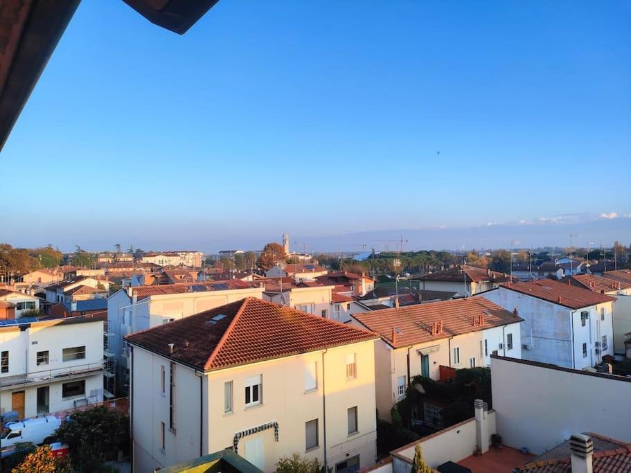Attico A 2 Passi Dalla Stazione E Centro Storico Rávena Exterior foto